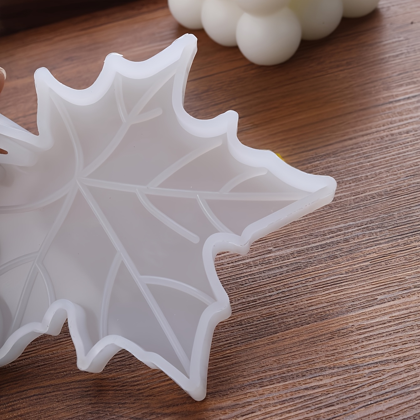 แม่พิมพ์ซิลิโคนรูปใบเมเปิ้ล 1  - Candle Mold Silicone บทวิจารณ์และราคา